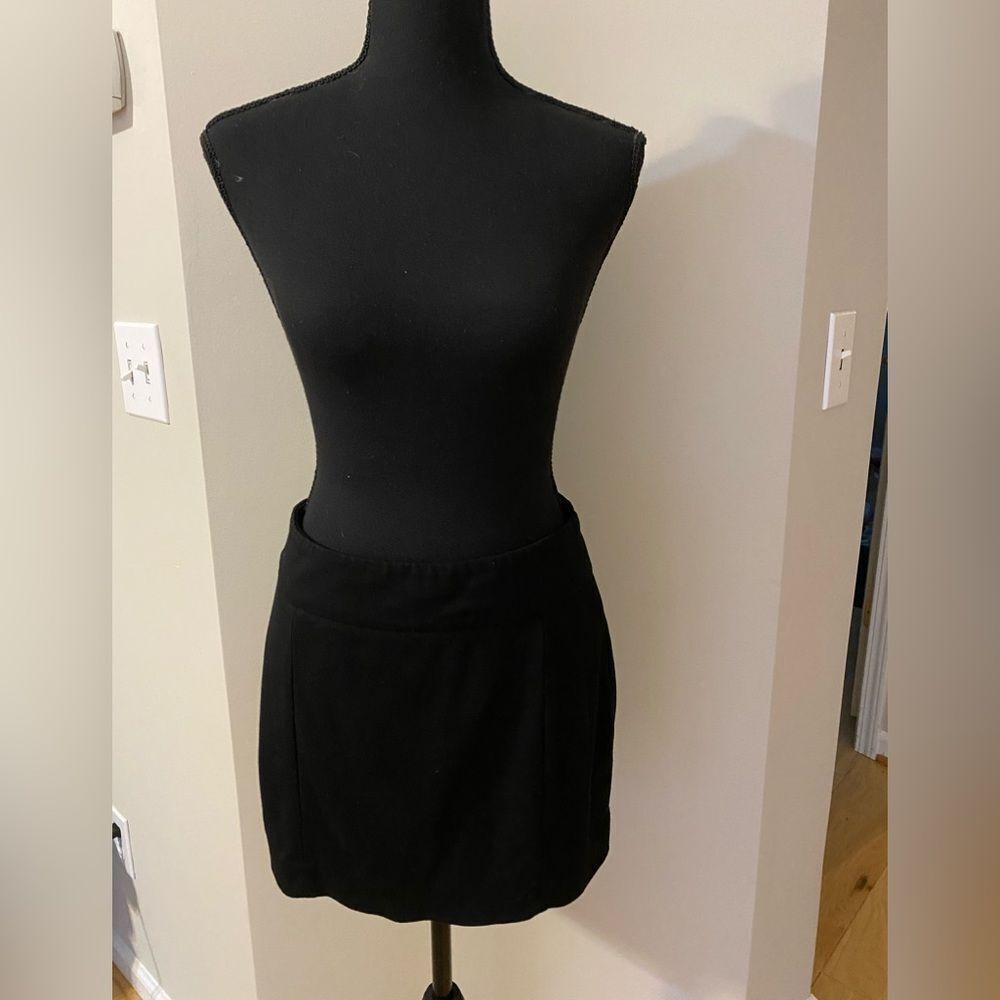 White House Black Market Black Slim Mini Skirt XS